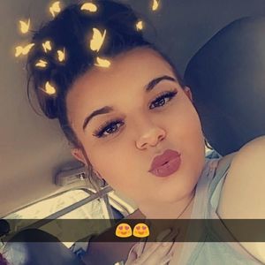 Meet your Posher, Adaira